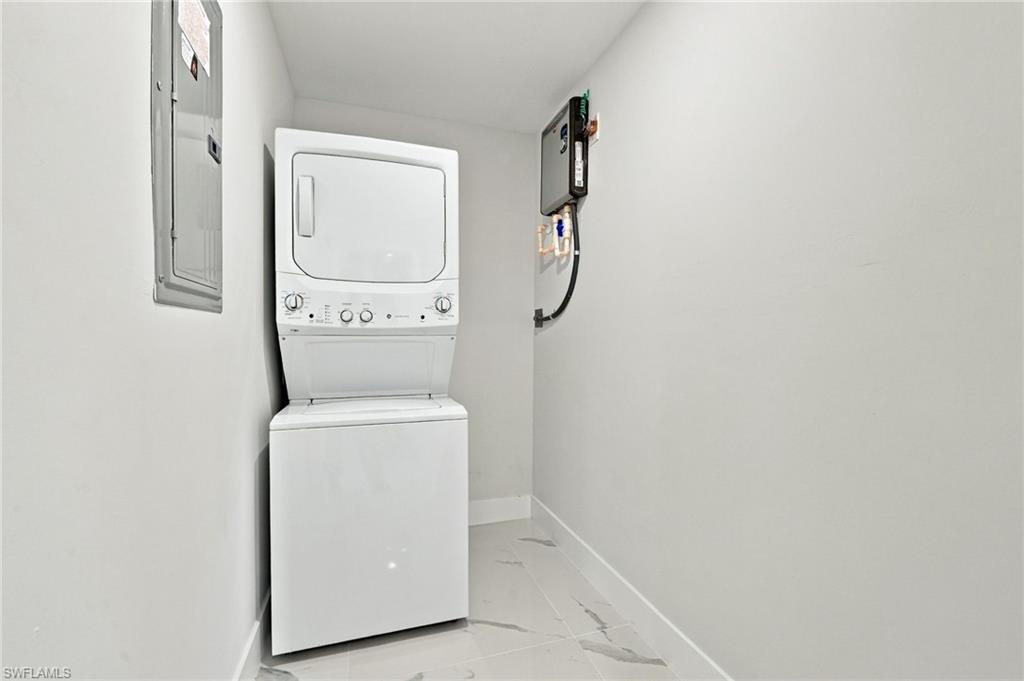 707 Sawyer St Property Photo 31