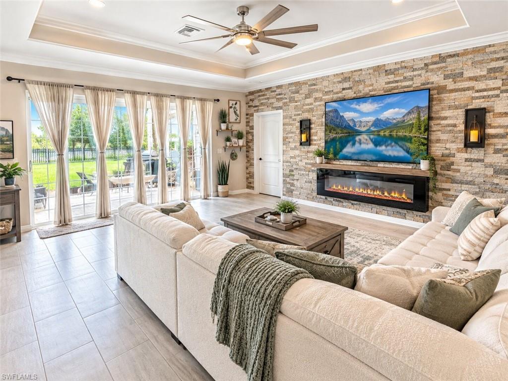 17556 Winding Wood Ln Property Photo 11
