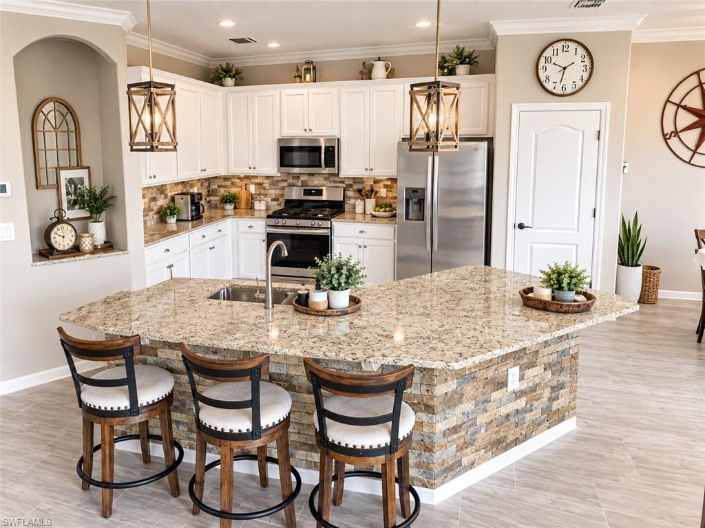 17556 Winding Wood Ln Property Photo 15