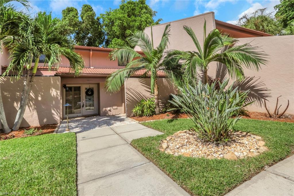 4611 S Landings Dr Property Photo 3