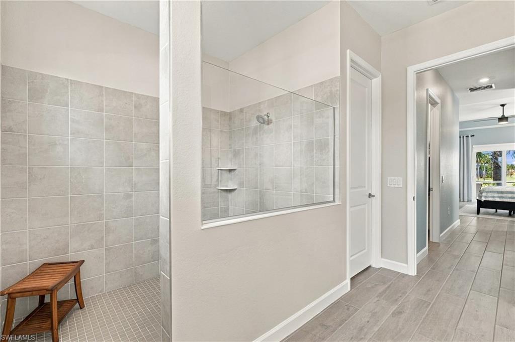 25148 Redwood Ct Property Photo 22