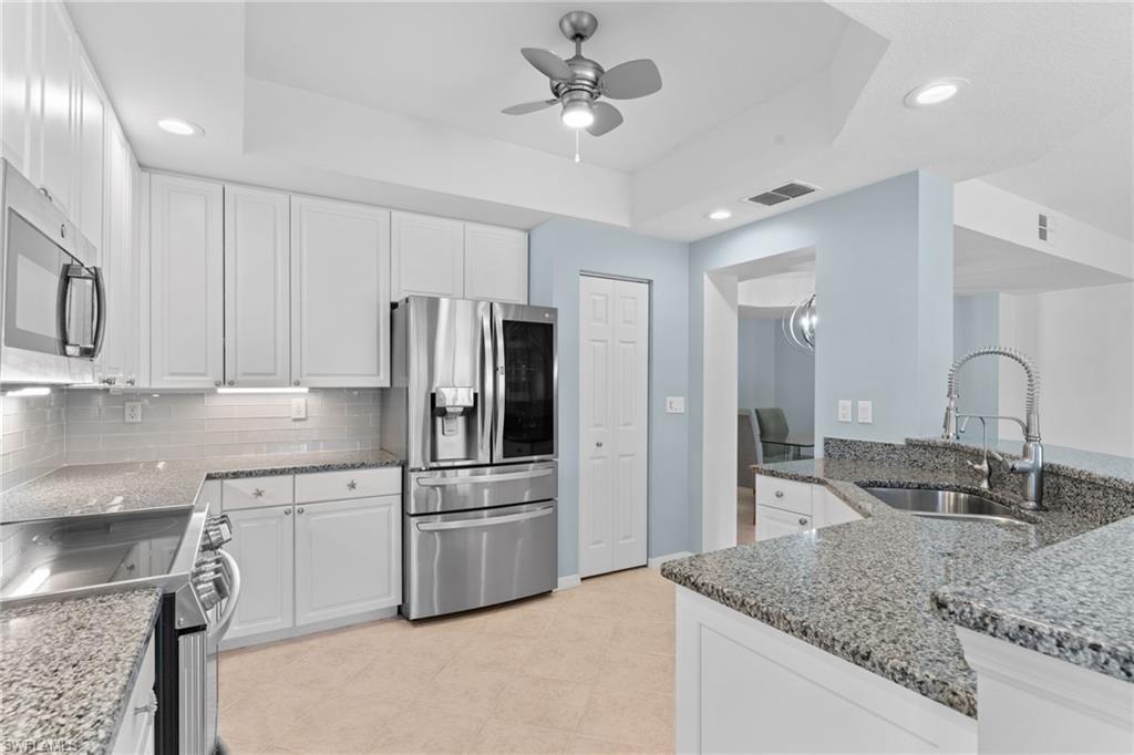 24371 Sandpiper Isle Way 302 Property Photo 12