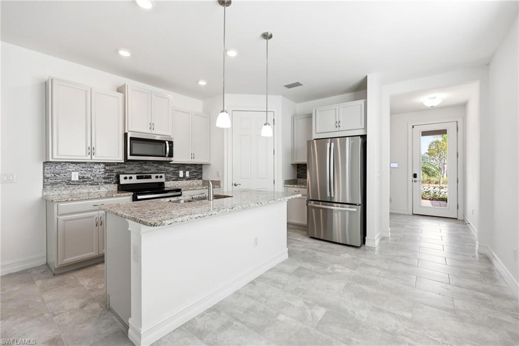 28347 Captiva Shell Loop Property Photo 8