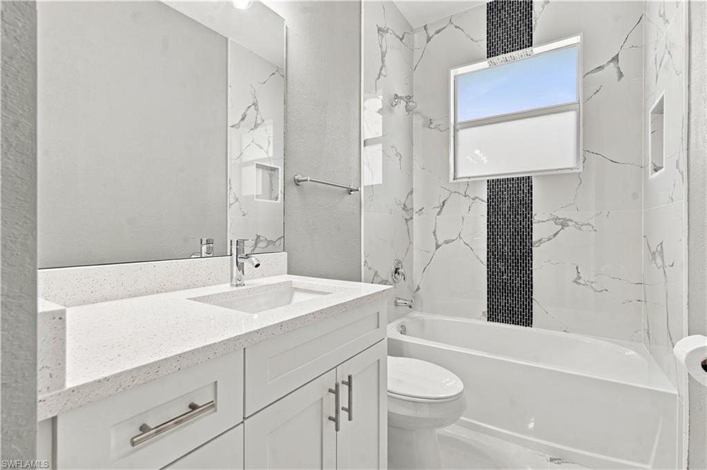 222 Corvet Ave S Property Photo 14