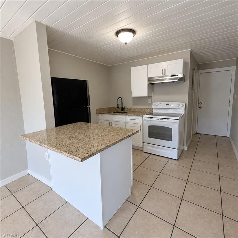 3236 Dora St Property Photo 3