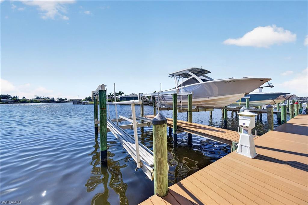 221 Shadroe Cove Cir 1303 Property Photo 2