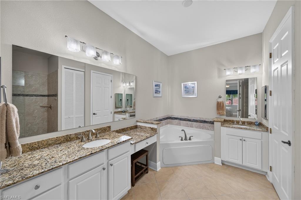 221 Shadroe Cove Cir 1303 Property Photo 23