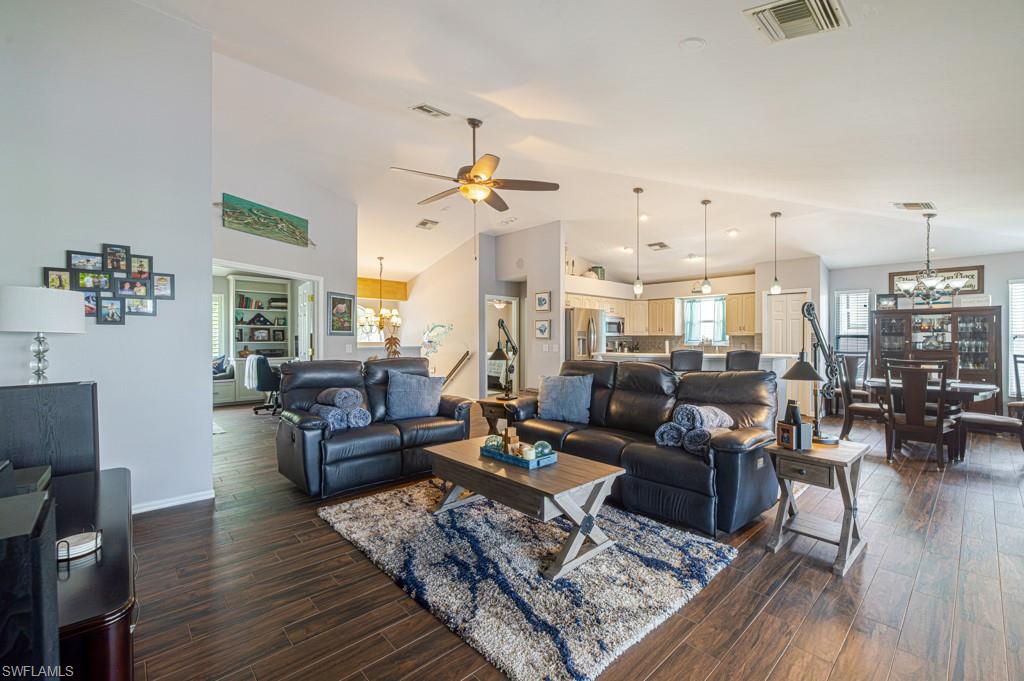 18110 Parkridge Ct Property Photo 10