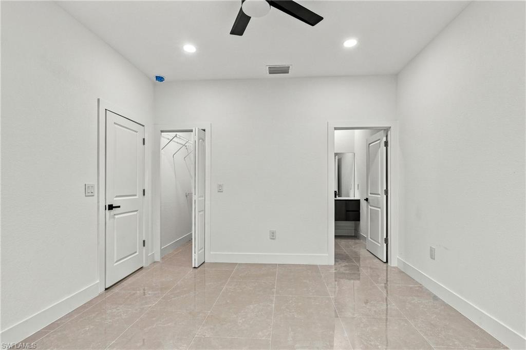 3011 54th St W Property Photo 21