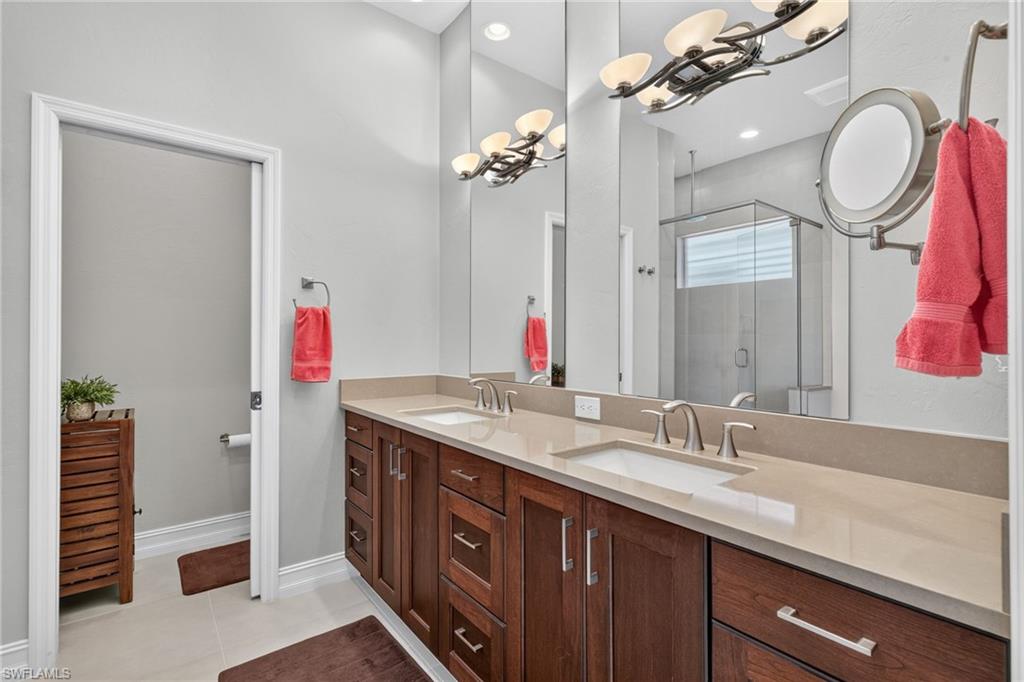 28502 Highgate Dr Property Photo 25