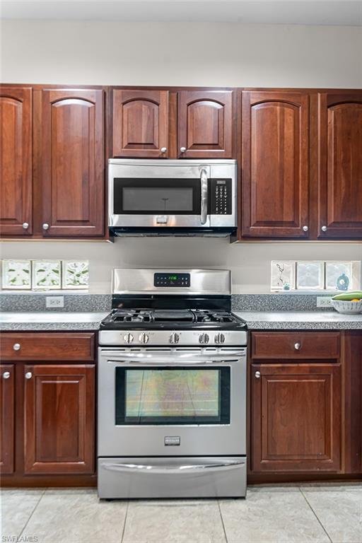 10663 Avila Cir Property Photo 15