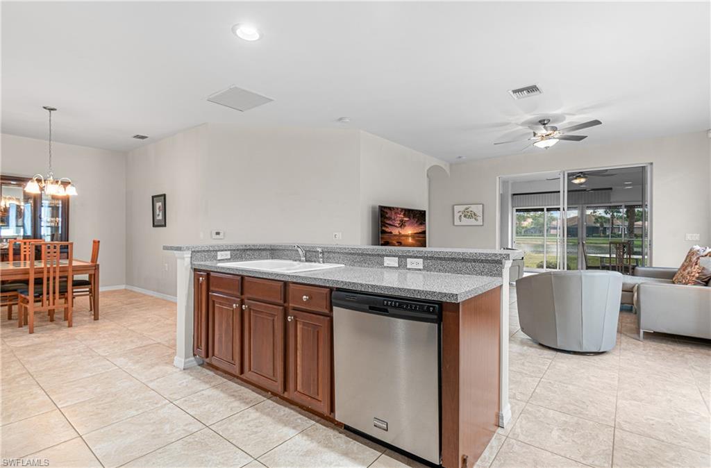 10663 Avila Cir Property Photo 16