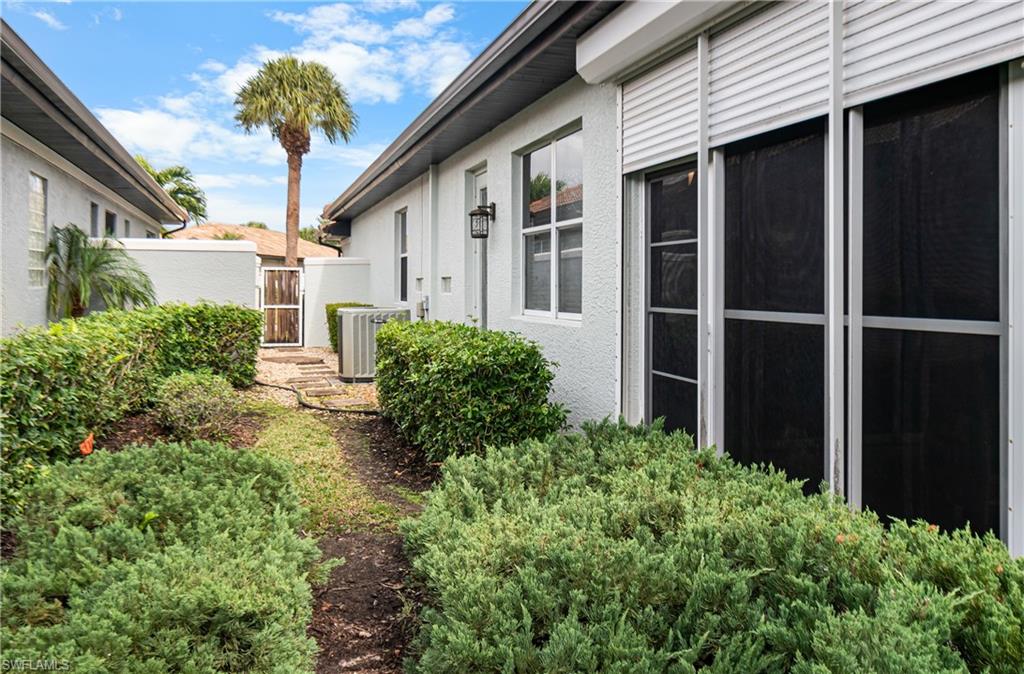 10663 Avila Cir Property Photo 34