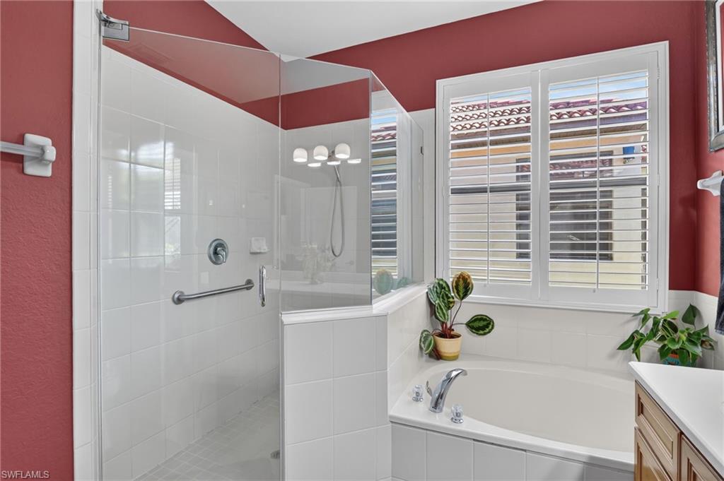 12148 Country Day Cir Property Photo 13