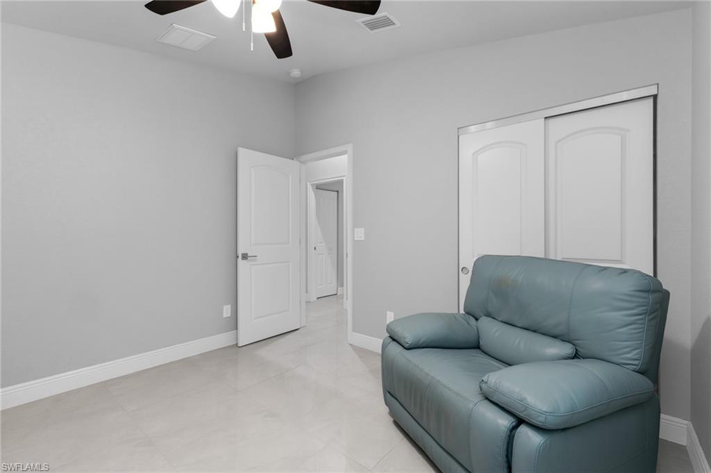 1056 Cazenovia St Property Photo 26