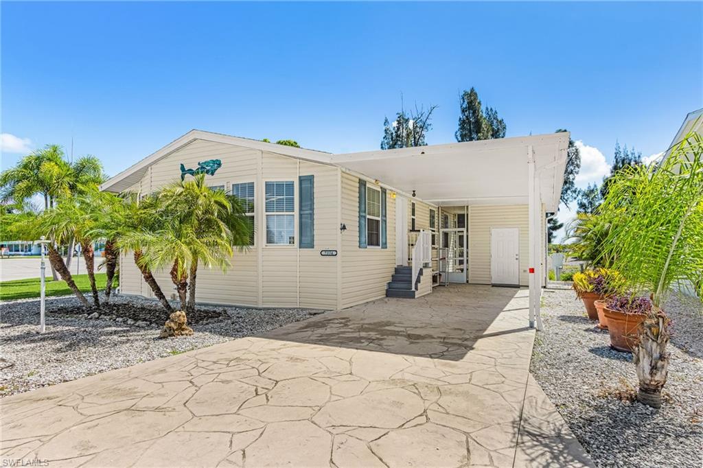 7334 Drum Dr Property Photo 3