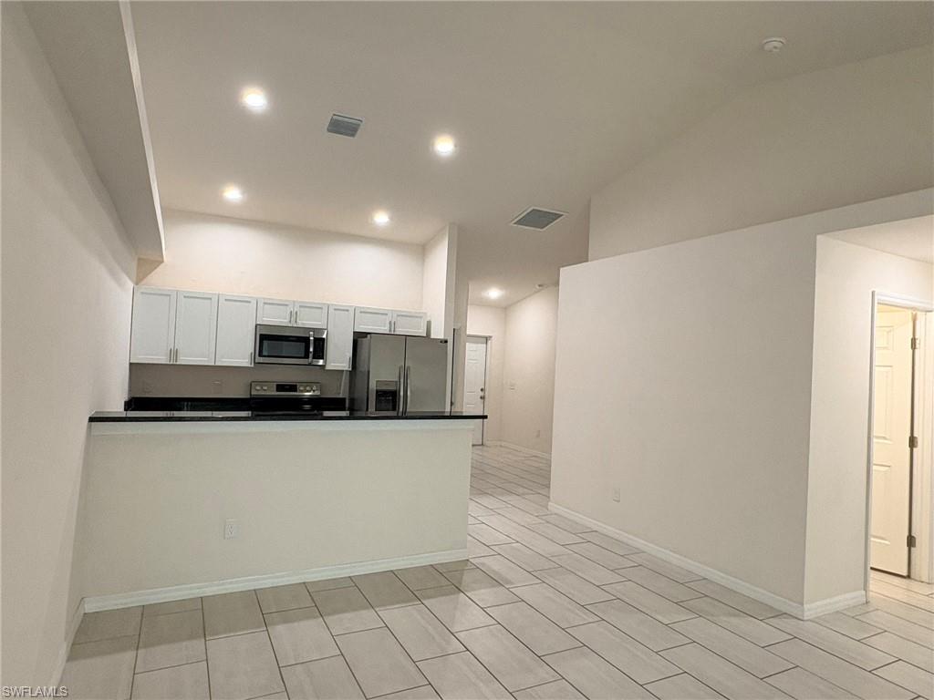 826 Gleason Pkwy Property Photo 6