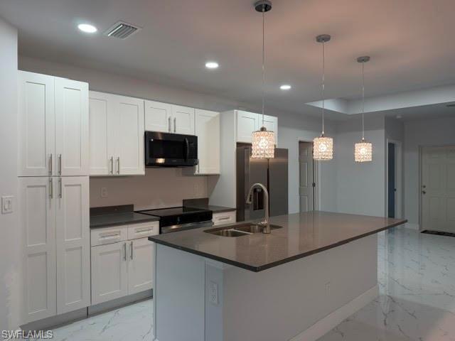 746 Eisenhower Blvd Property Photo 12