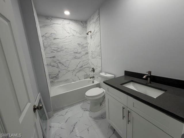 746 Eisenhower Blvd Property Photo 16