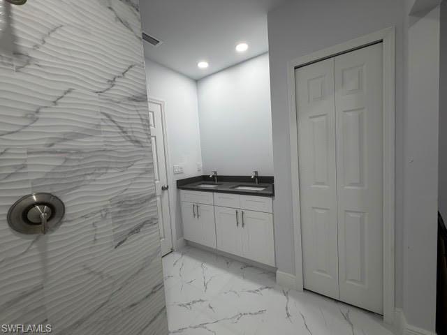 746 Eisenhower Blvd Property Photo 21