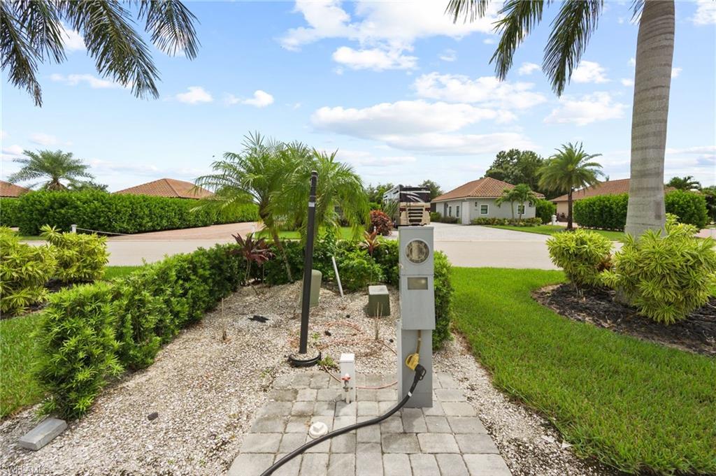 13364 Golden Palms Cir Property Photo 21