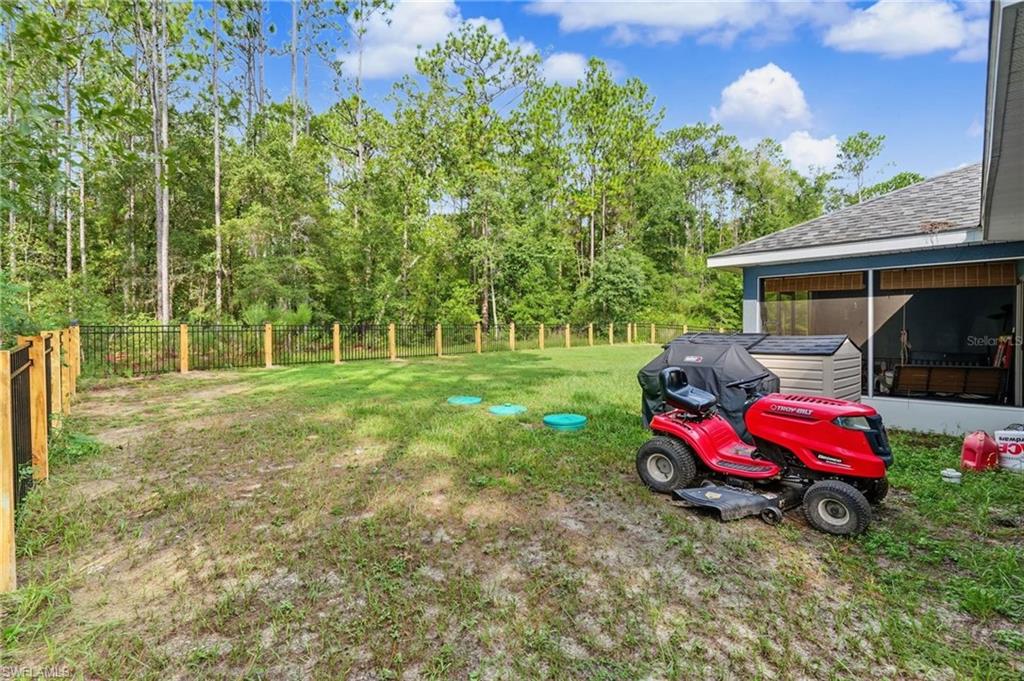 9342/9344 N Peachtree Way Property Photo 26