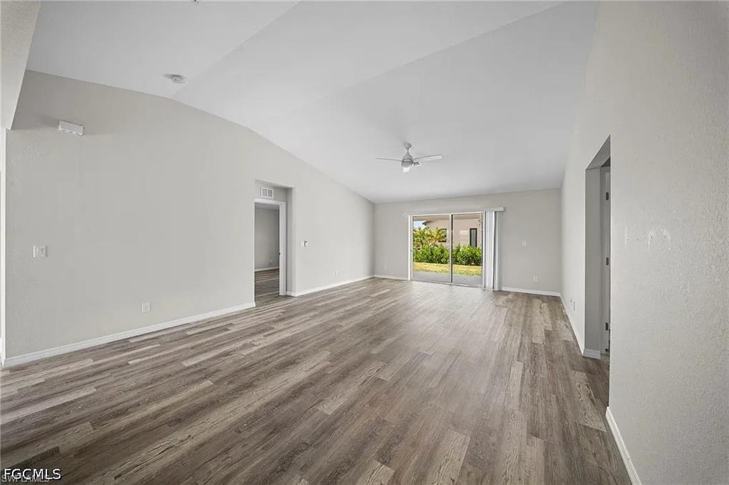 202 Nw 25th Pl Property Photo 10
