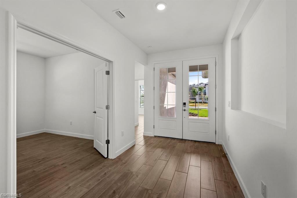 20446 Napa Loop Property Photo 8