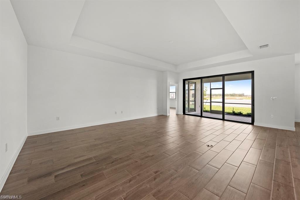 20446 Napa Loop Property Photo 13