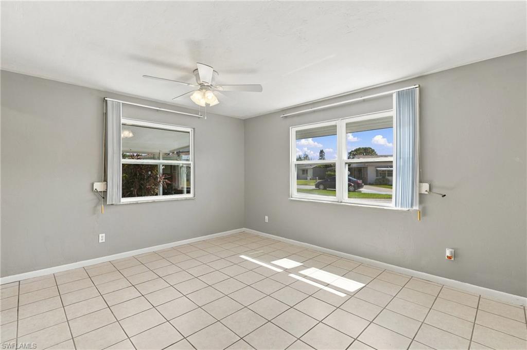 7 Dutch Iris Ln Property Photo 12
