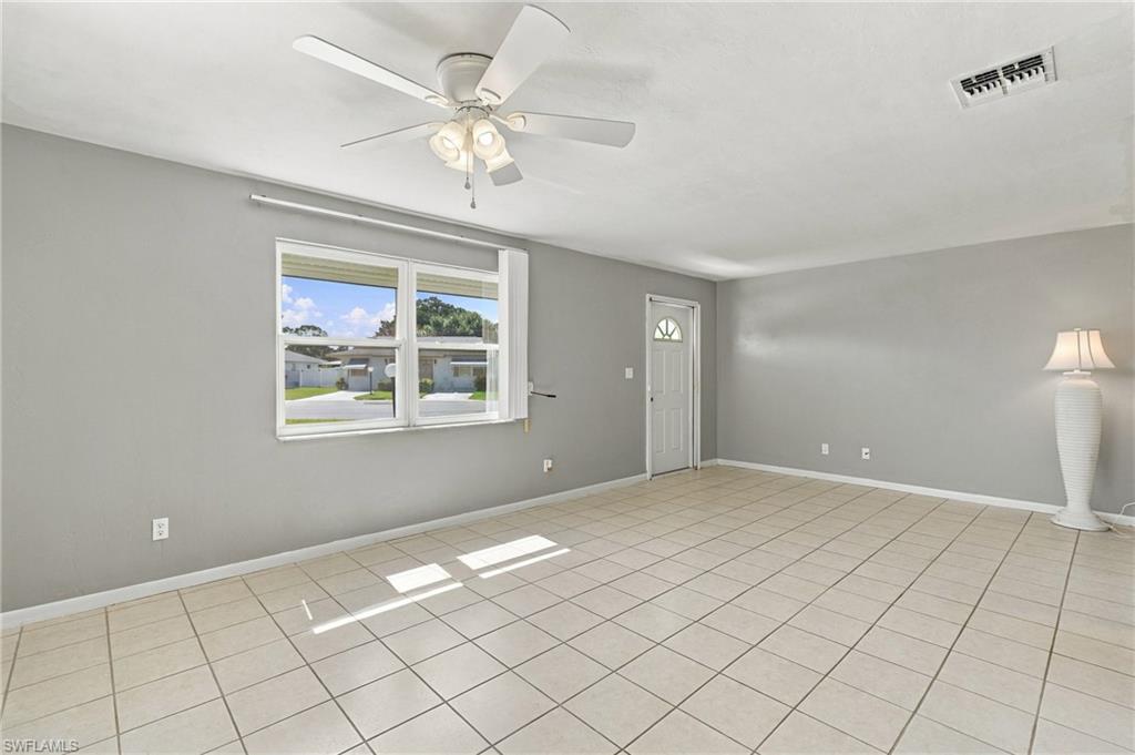 7 Dutch Iris Ln Property Photo 14