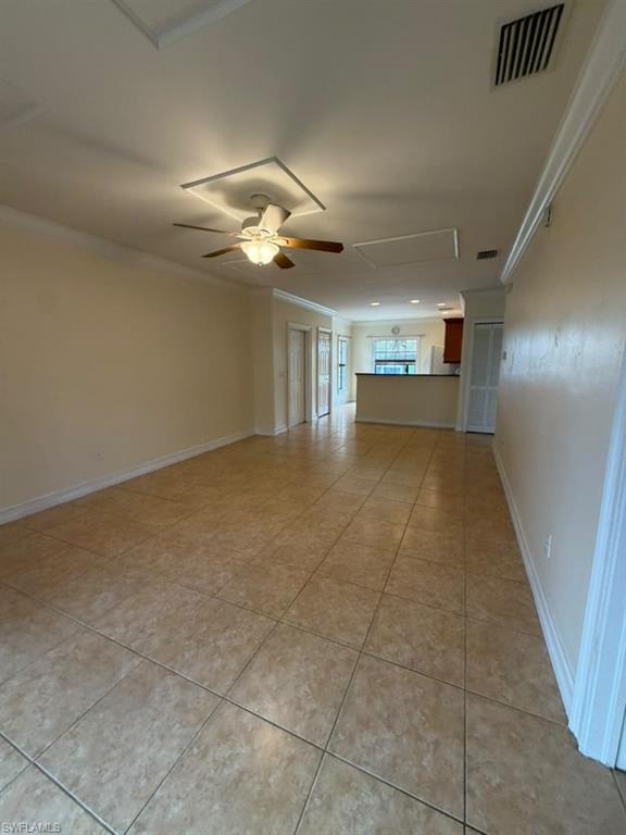 4921 Sw 16th Pl 202 Property Photo 11