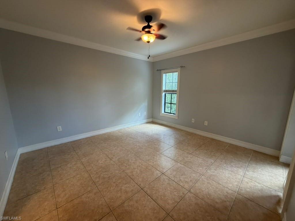 4921 Sw 16th Pl 202 Property Photo 14