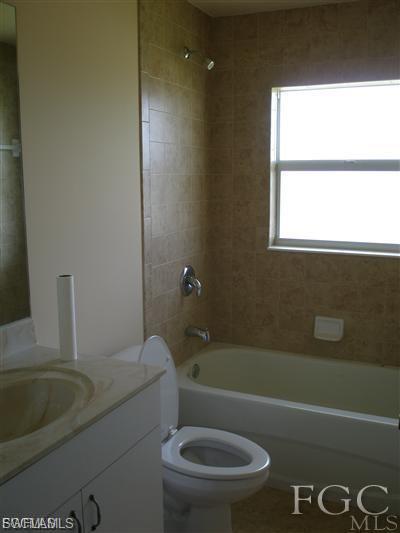 910 Citrus Ave S Property Photo 9