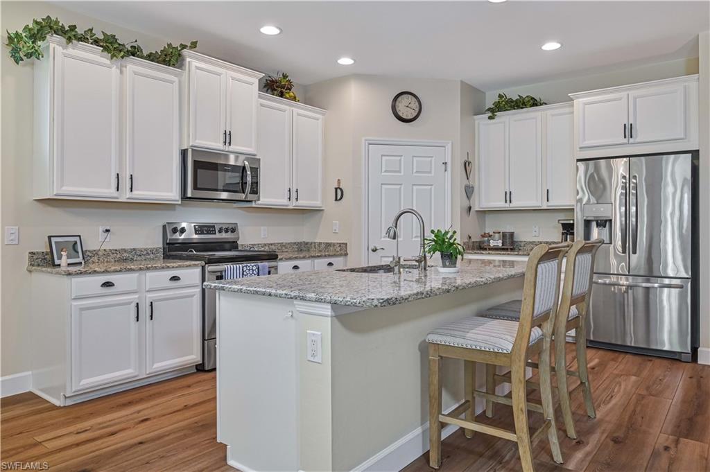 15136 Yellow Wood Dr Property Photo 14