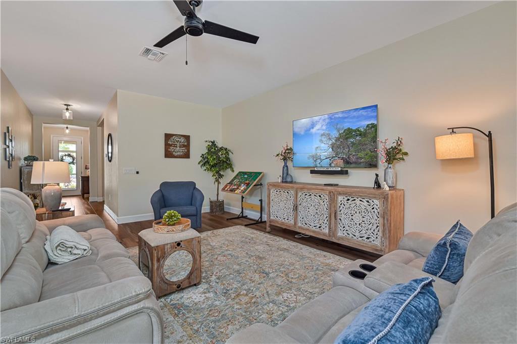 15136 Yellow Wood Dr Property Photo 23