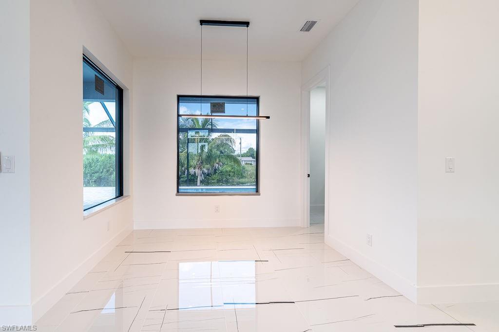 1902 Ne 13th Pl Property Photo 12