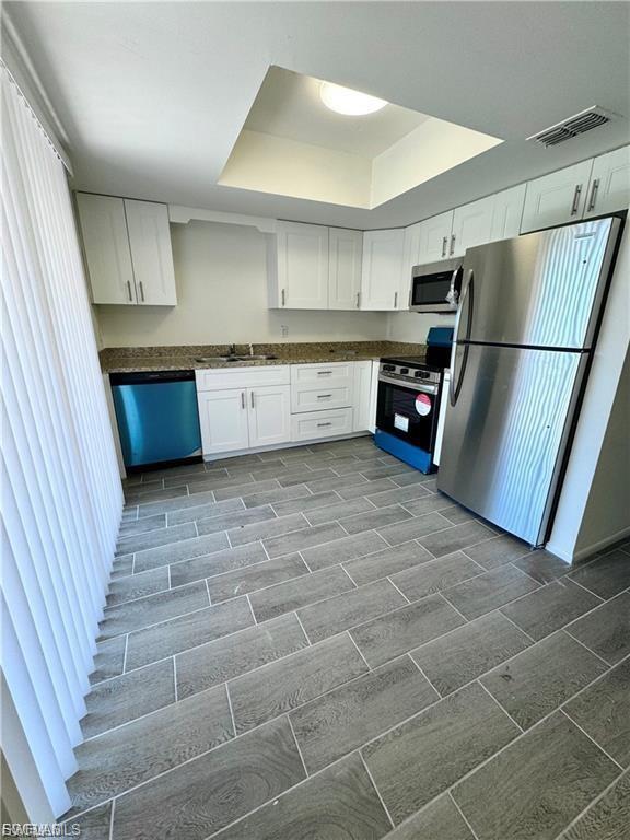 3705 Country Club Blvd _unit 4 Property Photo 3