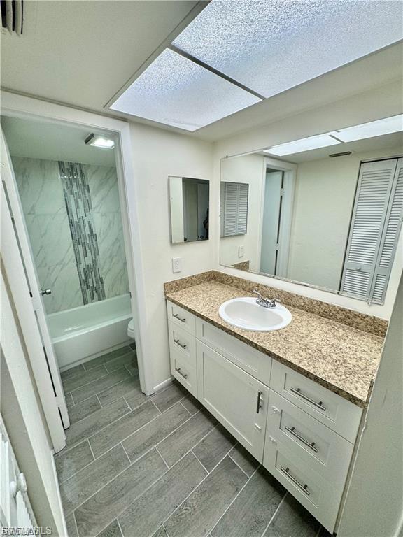 3705 Country Club Blvd _unit 4 Property Photo 7