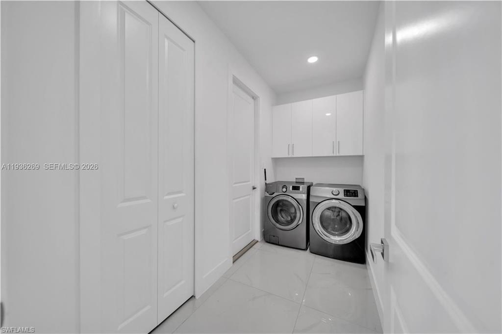 1112 Clark Ave Property Photo 23