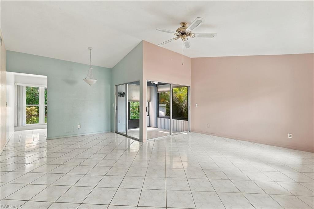 10431 New Bedford Ct Property Photo 7