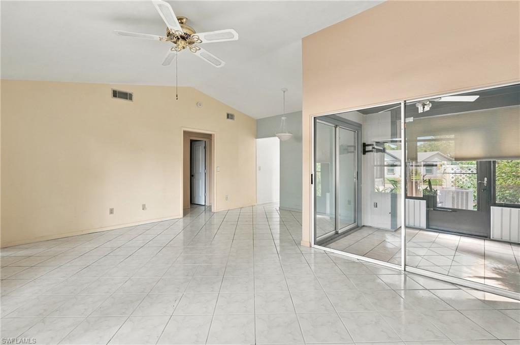 10431 New Bedford Ct Property Photo 11