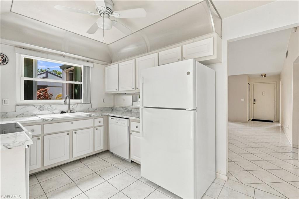 10431 New Bedford Ct Property Photo 12