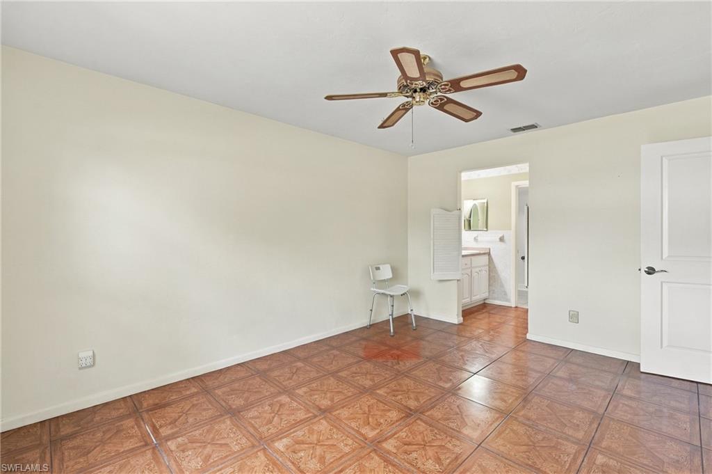 10431 New Bedford Ct Property Photo 17