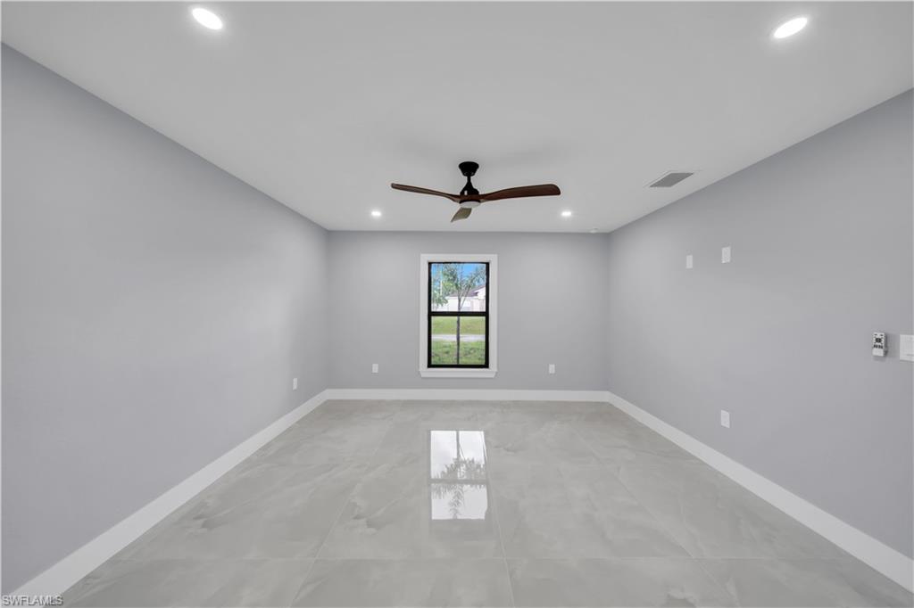 2124 Ne 16th Pl Property Photo 15