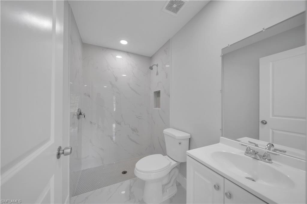 3819 3rd St W Property Photo 5