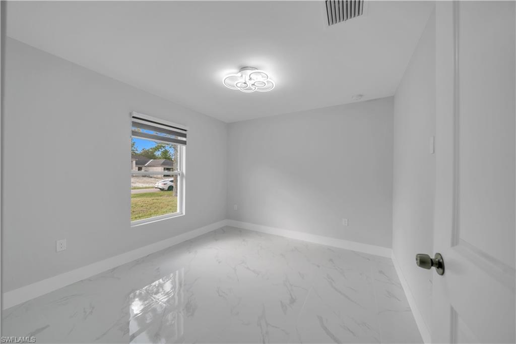 3819 3rd St W Property Photo 6