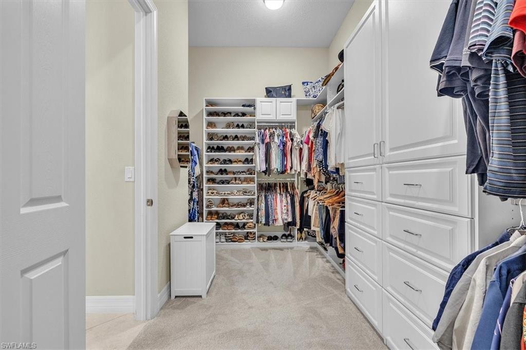 13741 Woodhaven Cir Property Photo 28