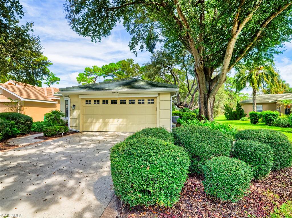 9029 Penelope Dr Property Photo 3