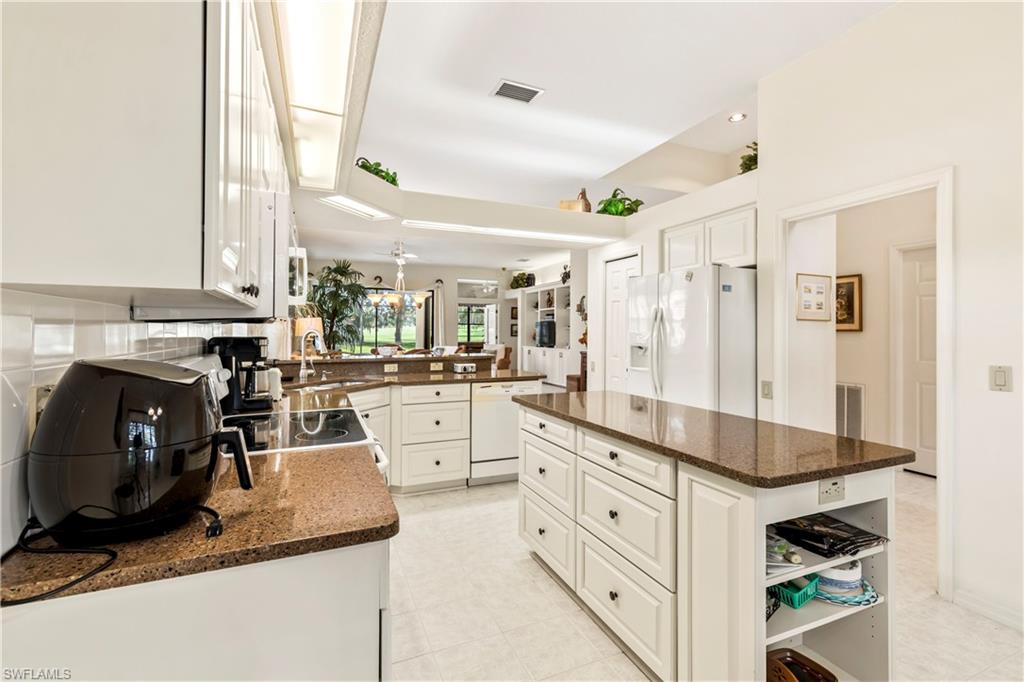 9029 Penelope Dr Property Photo 15